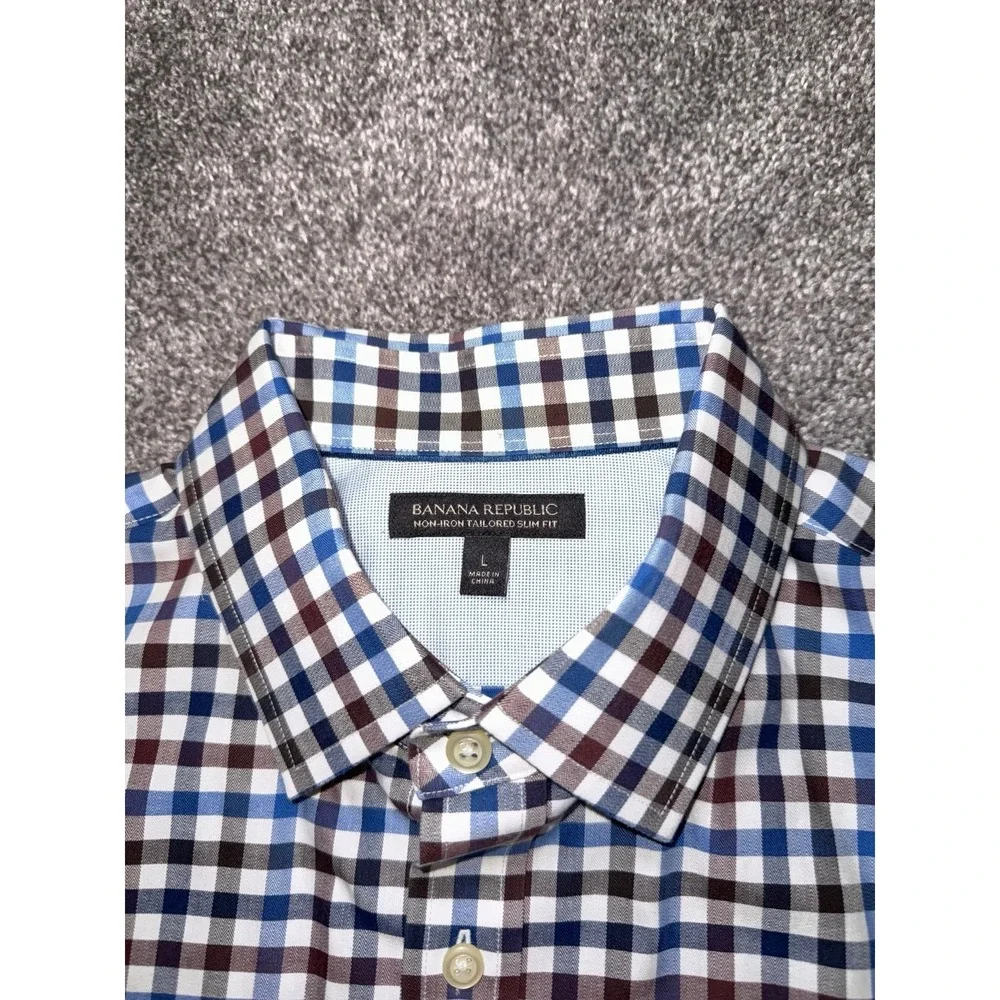 Banana Republic Men's Non Iron Tailored Slim Fit Long Sleeve Button Down‎ Large